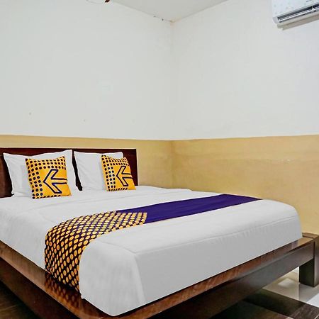 Spot On 90295 Simprug Residence Jakarta Kültér fotó
